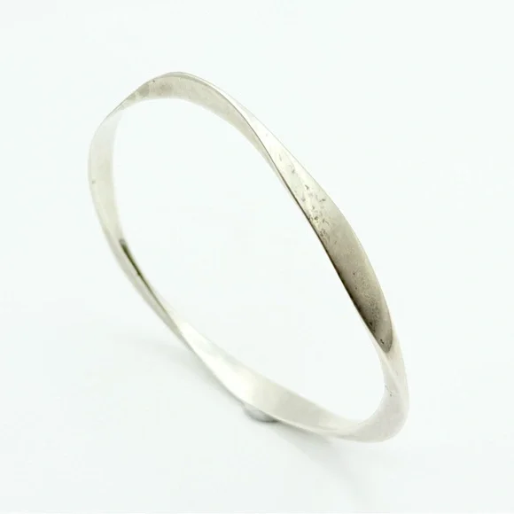 Modernist Sterling Silver Bangle Bracelet - Hand Signed - Picture 4 of 8